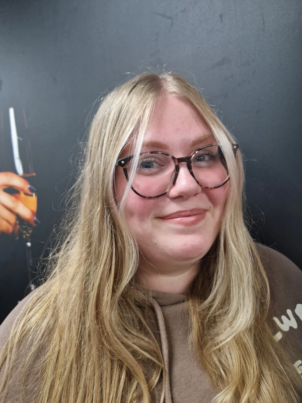 Kom voor de mooiste Dames langhaarknippen naar onze salon bij Marlieke